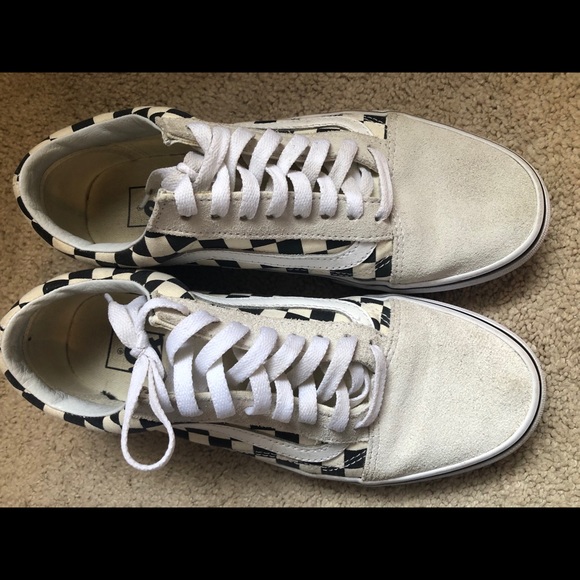 Vans - Picture 4 of 6